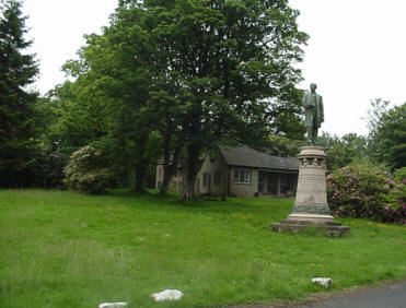 Keil School Mackinnon Statue